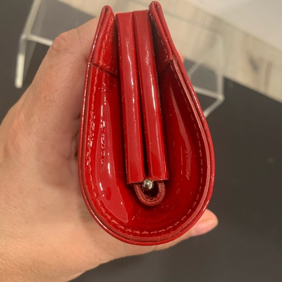Roger Vivier Tube Clutch Vintage Patent Red - Picture 3 of 10